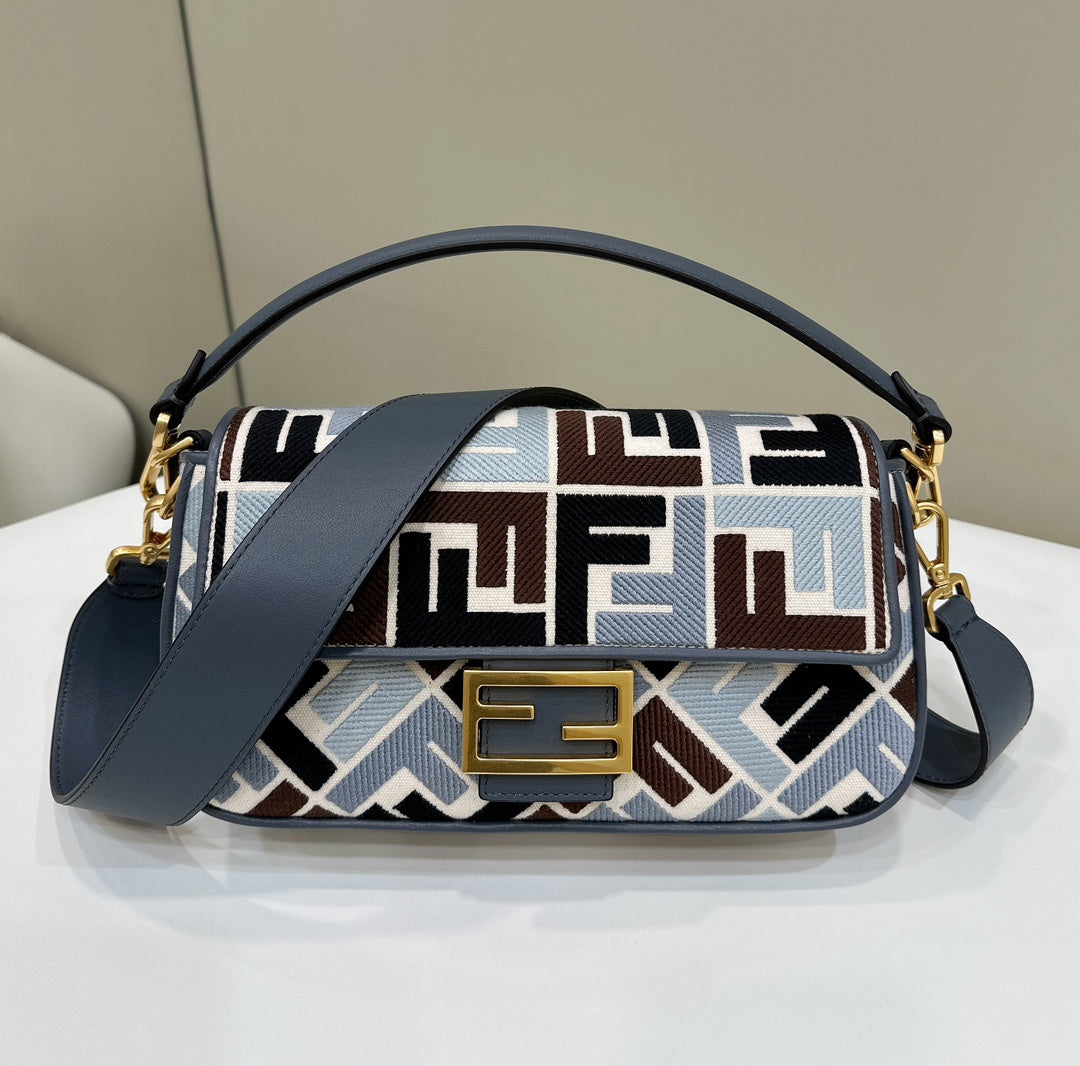 Fendi Baguette