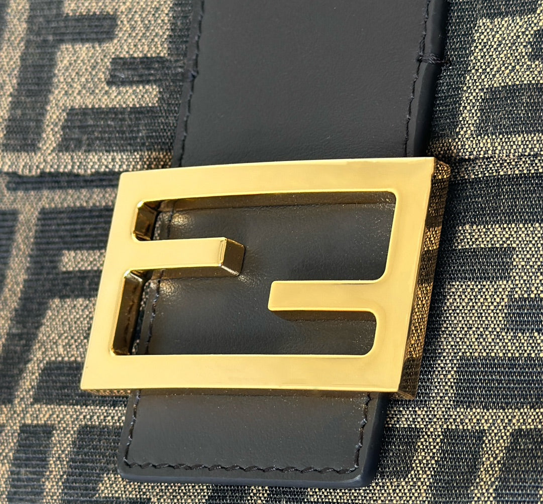 Fendi baguette