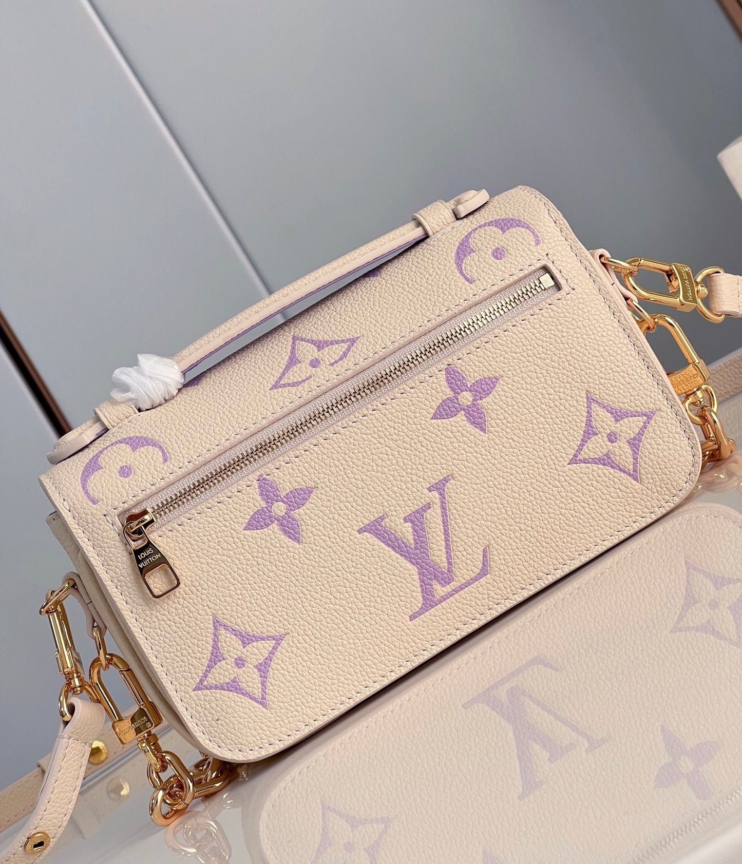 Louis Vuitton Metis