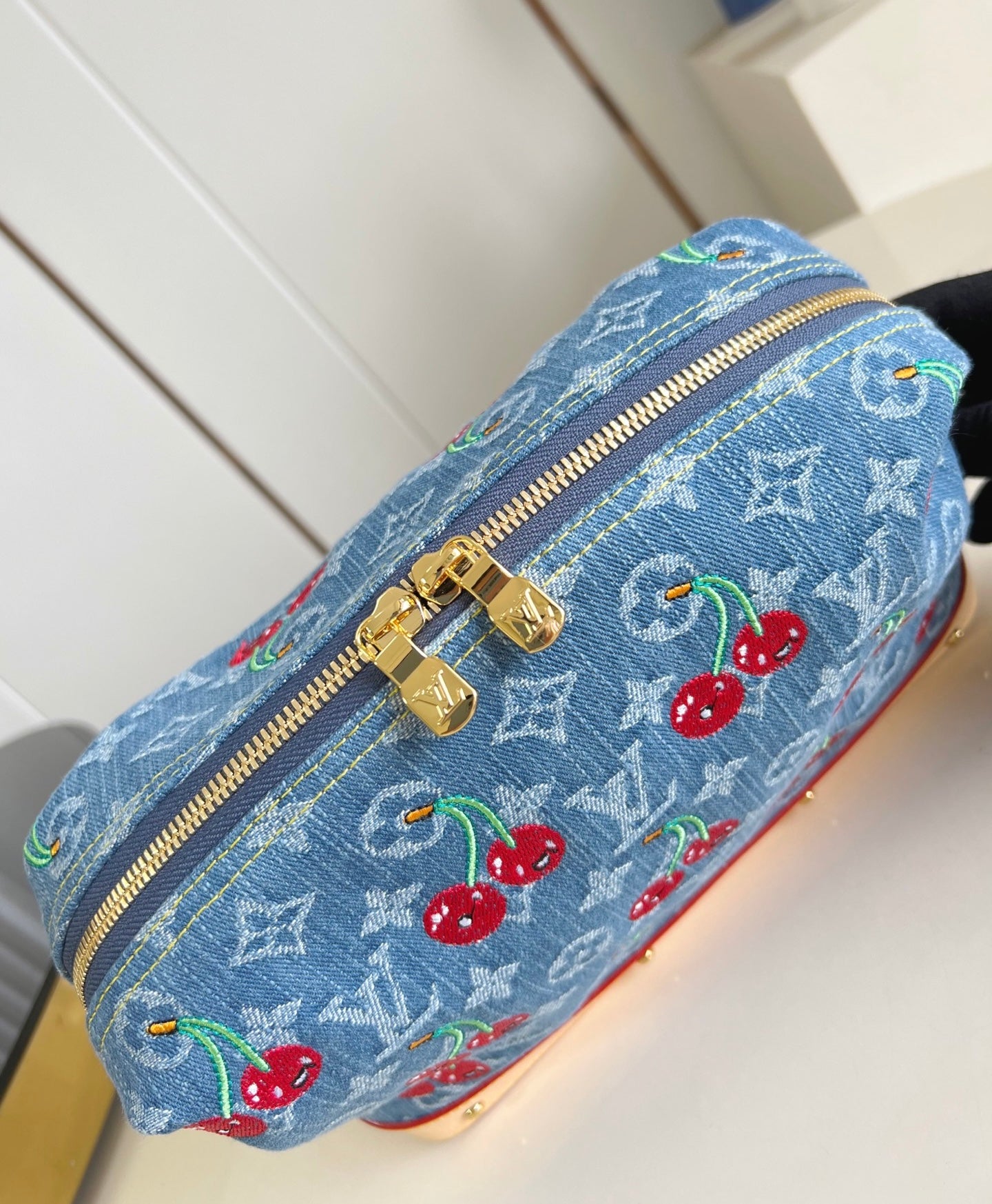 Louis Vuitton x TM Pochette Cosmétique GM