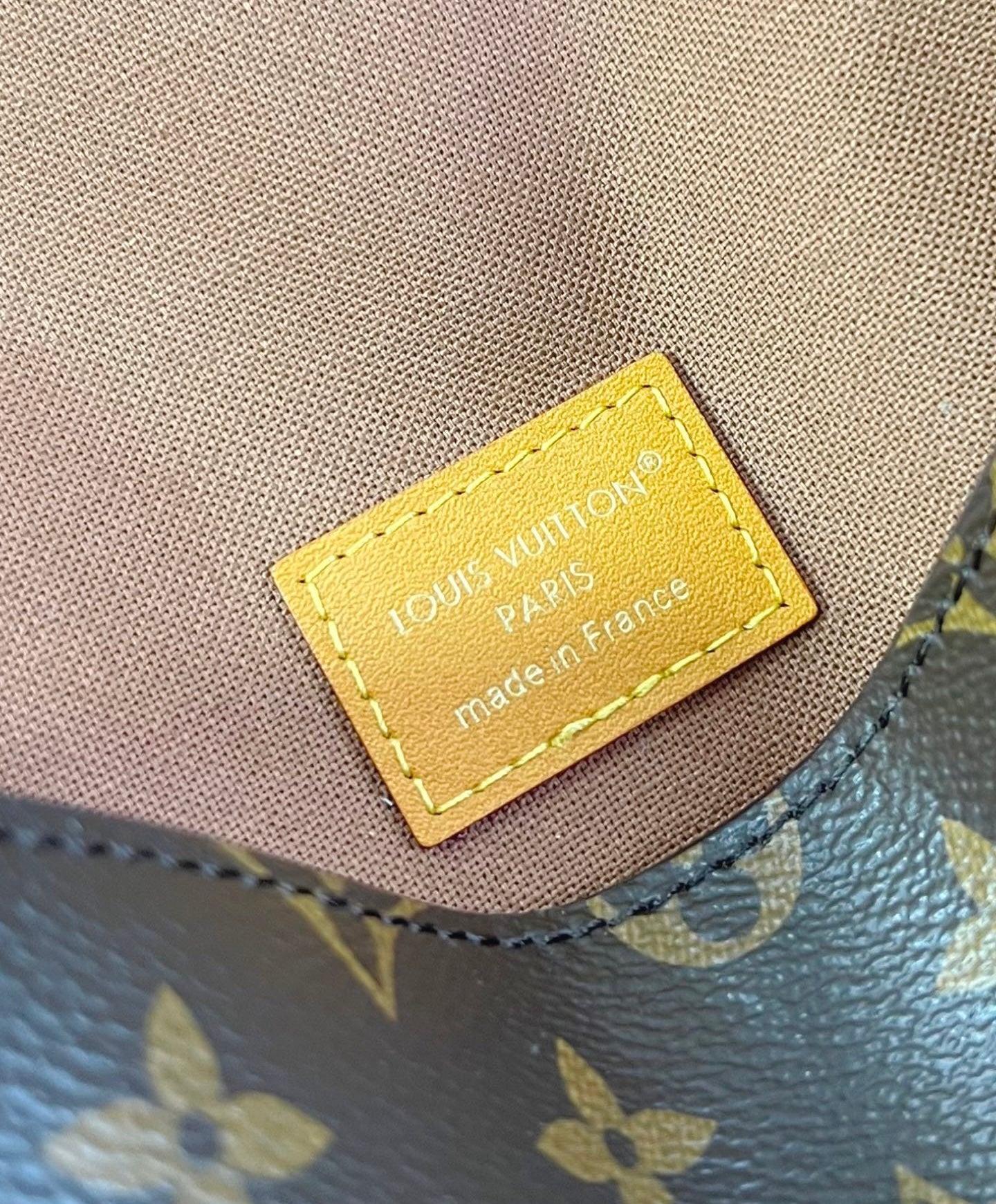 Louis Vuitton Portafoglio indossabile Steamer