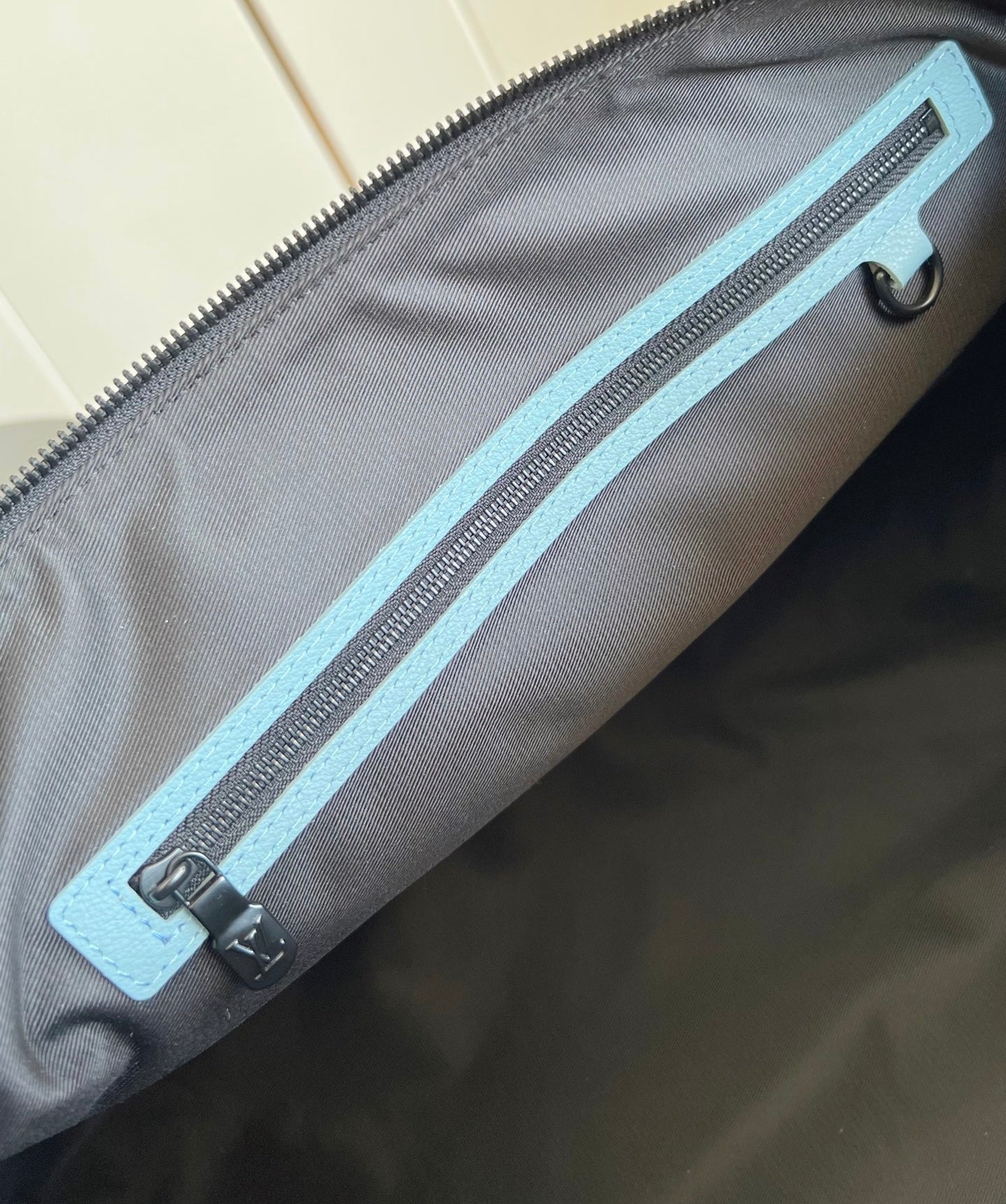 Louis Vuitton Keepall Bandoulière 50