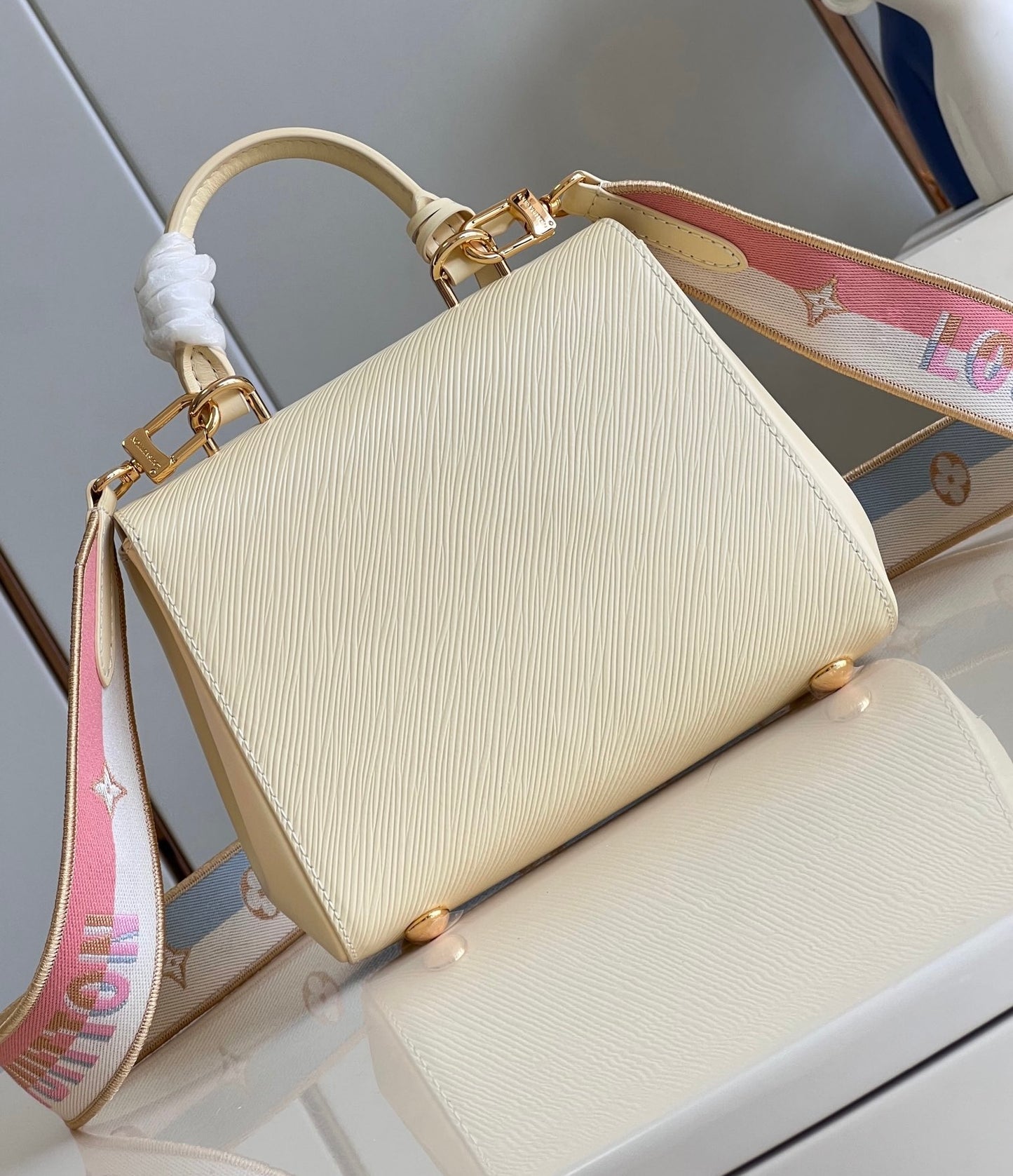Louis Vuitton Cluny Mini