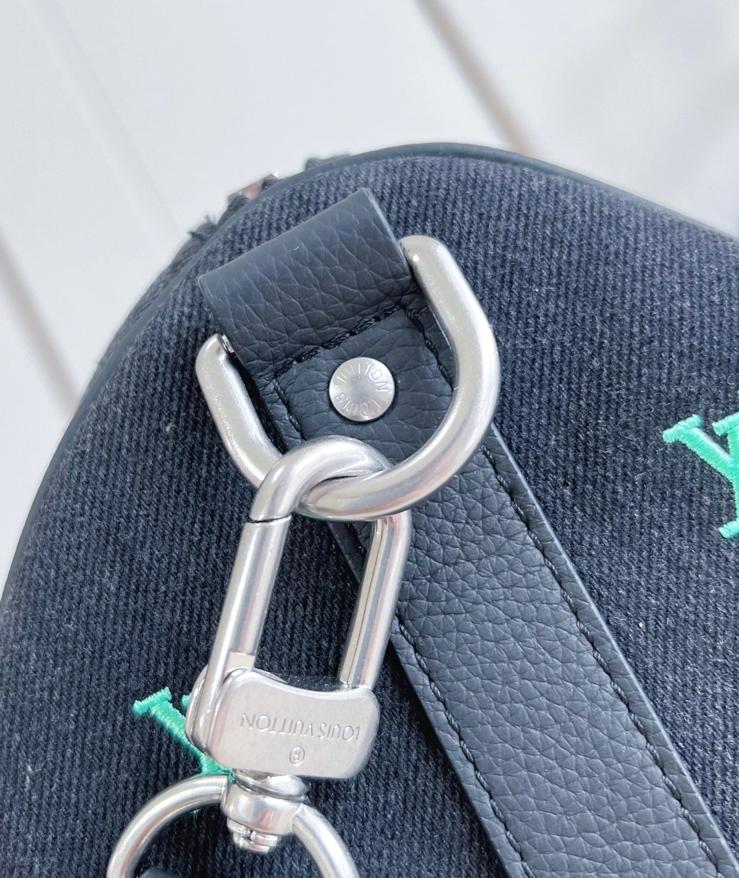 Louis Vuitton Keepall Bandoulière 50
