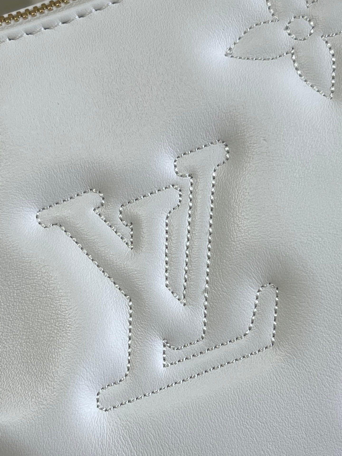 Louis Vuitton Empreinte Over The Moon