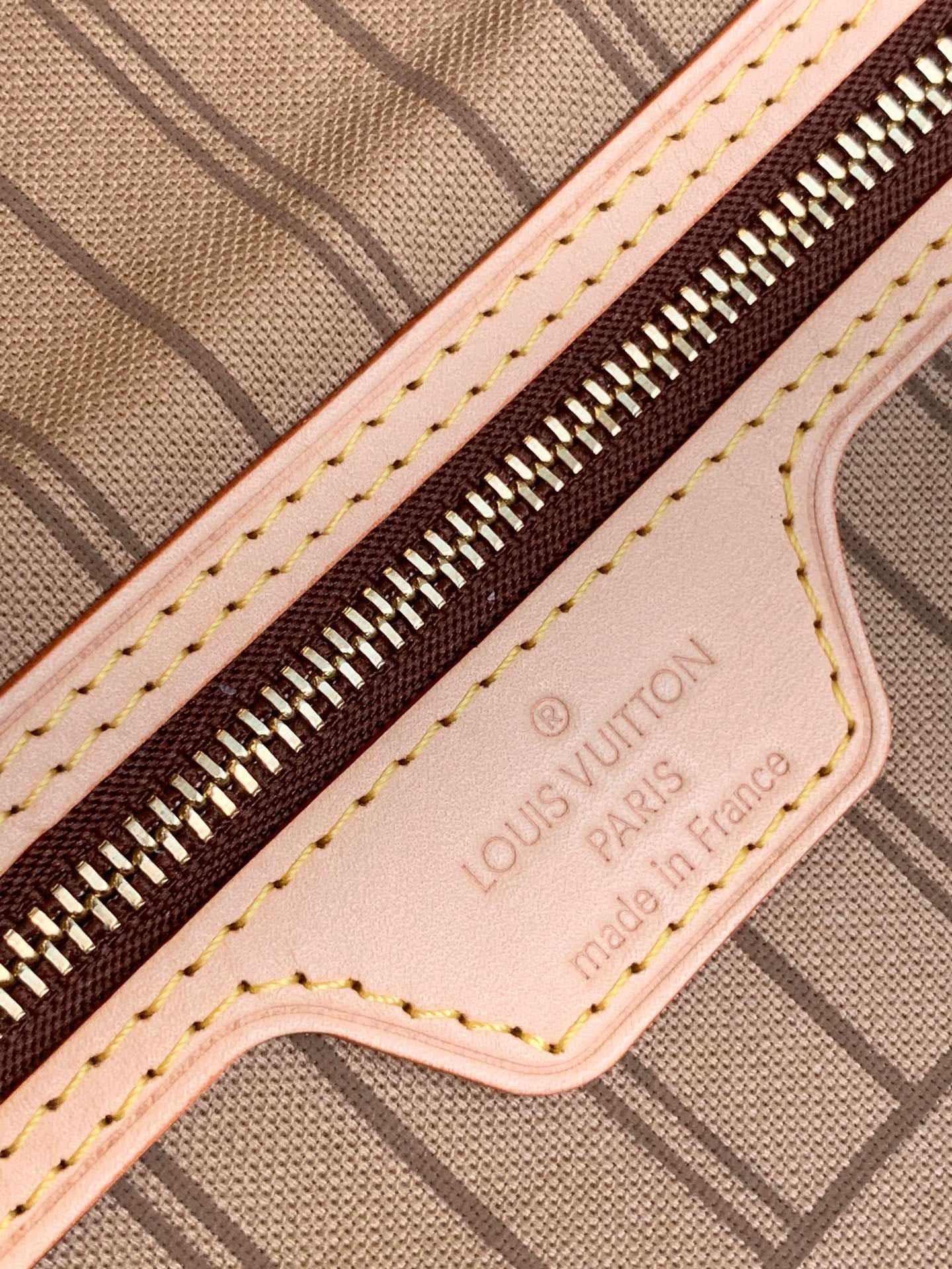 Louis Vuitton Neverfull MM