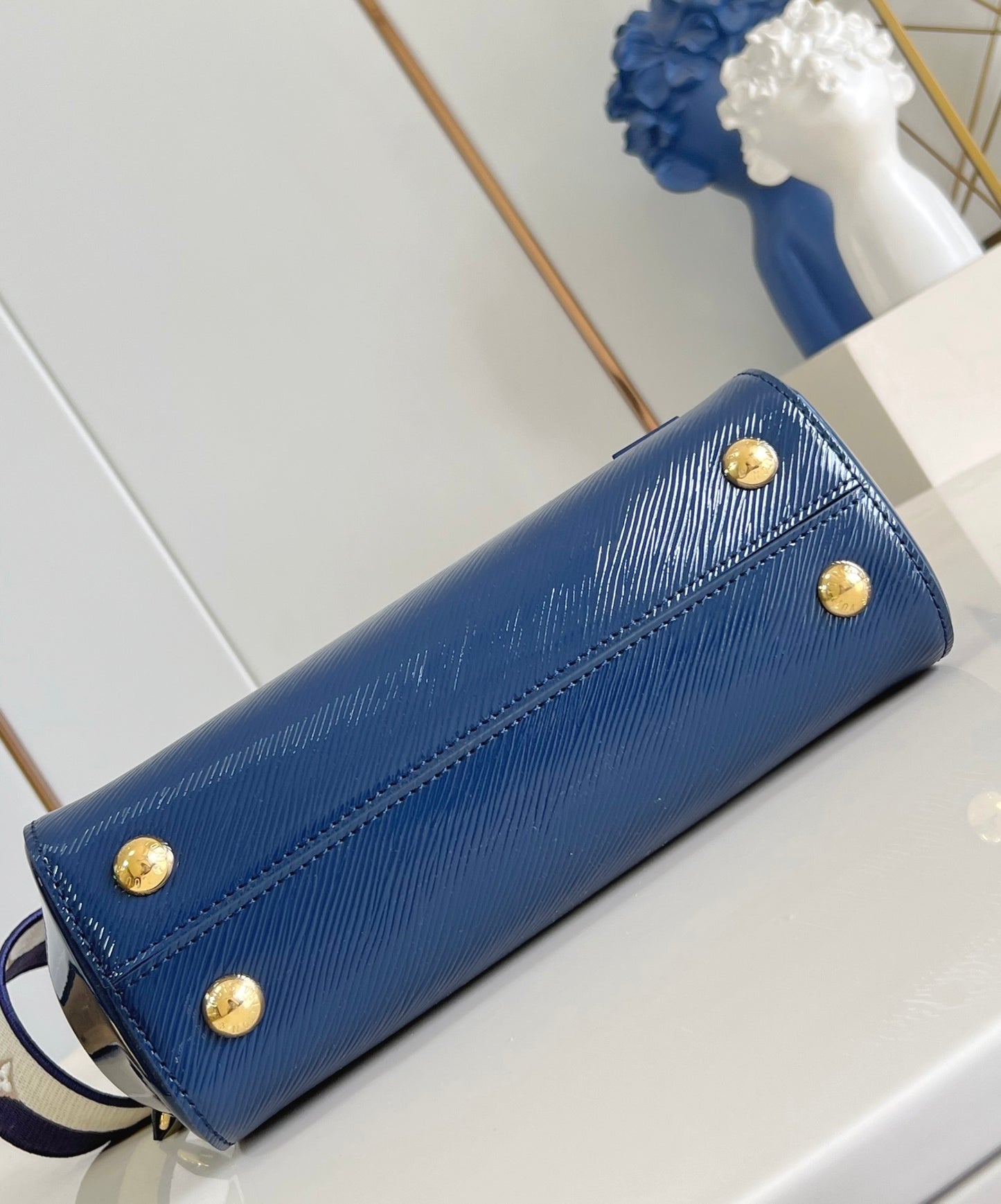 Louis Vuitton Cluny