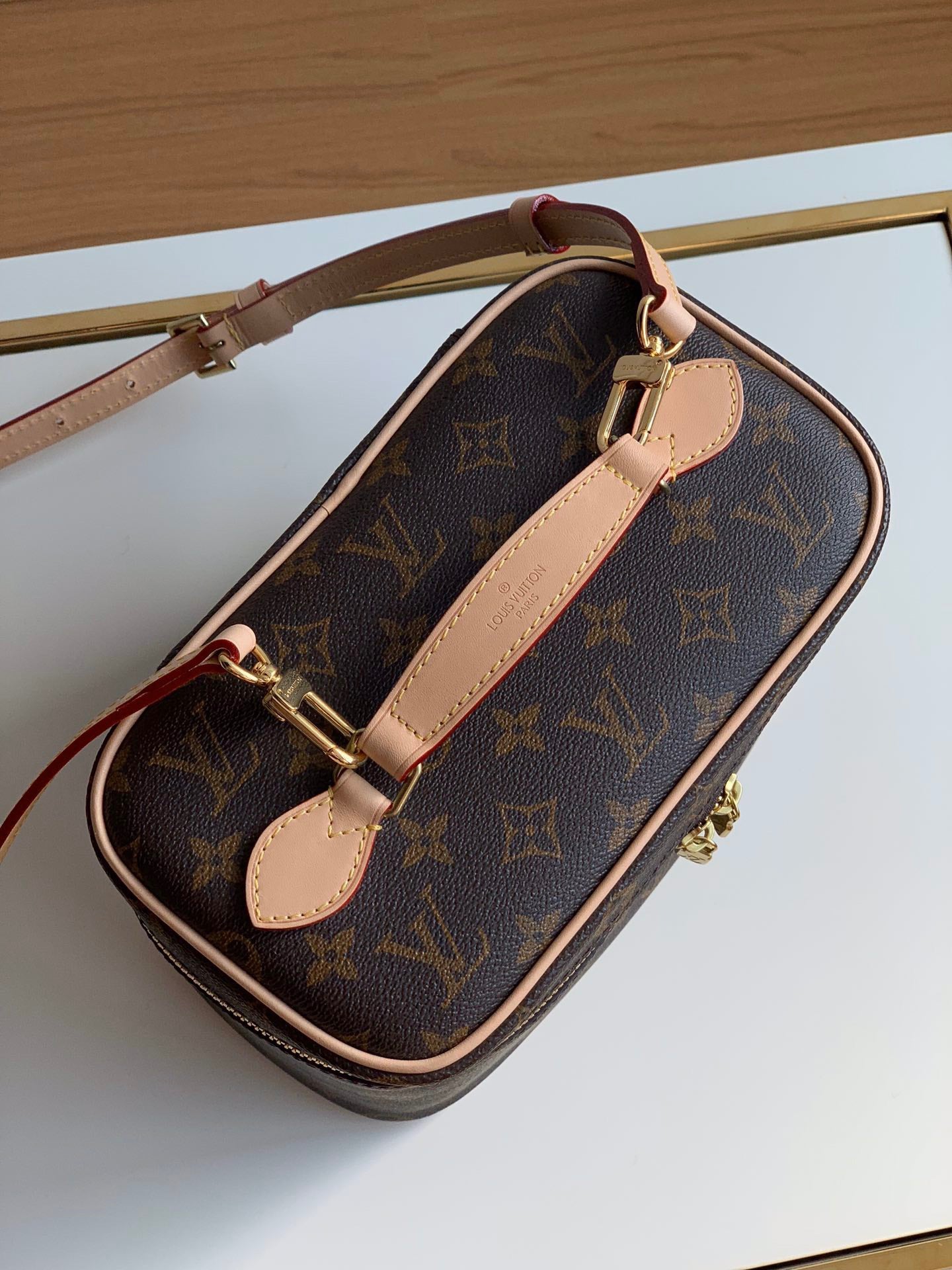 Louis Vuitton Beauty case Nice