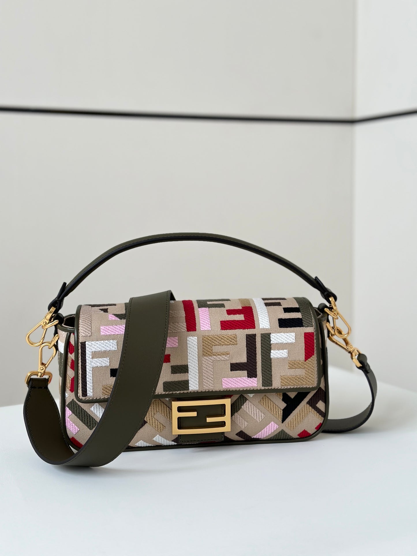 Fendi Baguette
