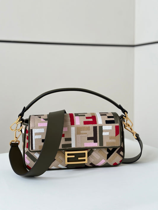 Fendi Baguette