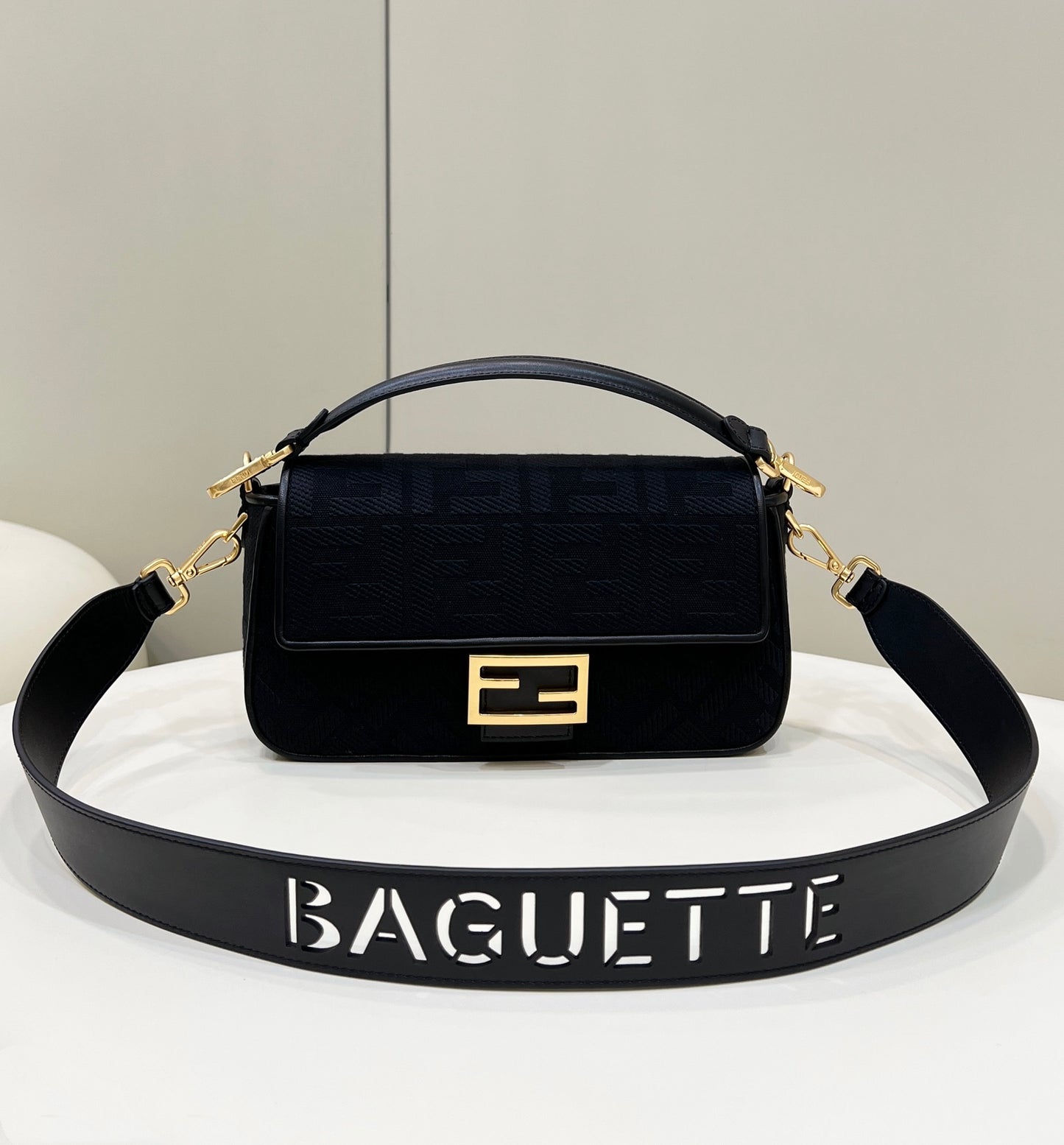 Fendi Baguette