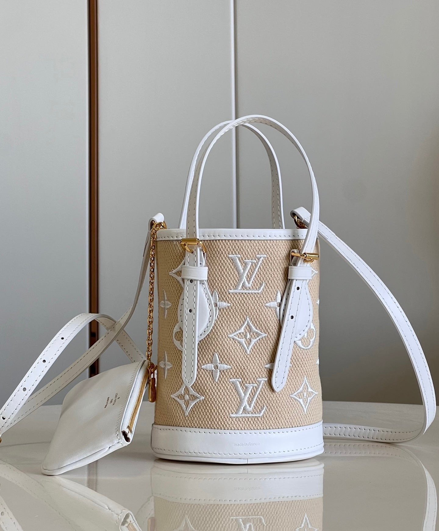 Louis Vuitton nano Bucket