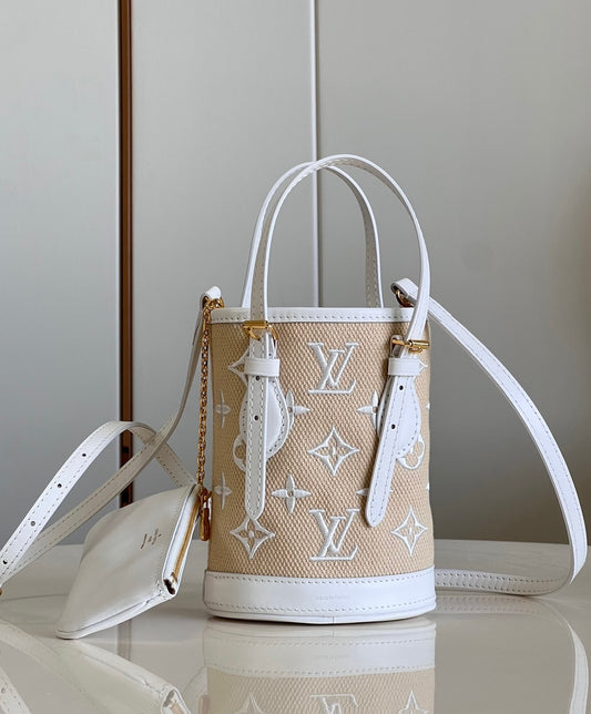 Louis Vuitton nano Bucket