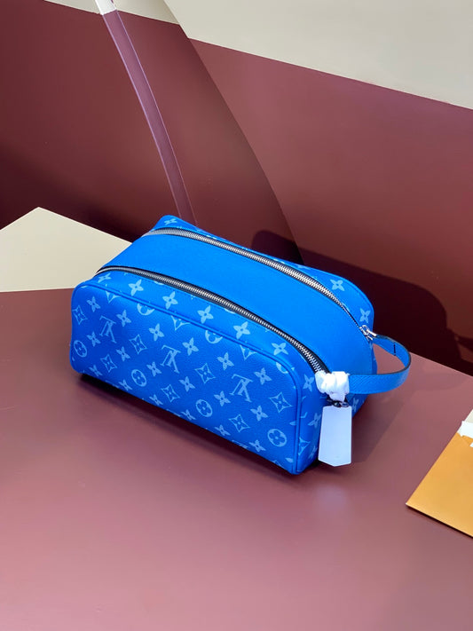 Louis Vuitton Trousse Toilette Dopp Kit
