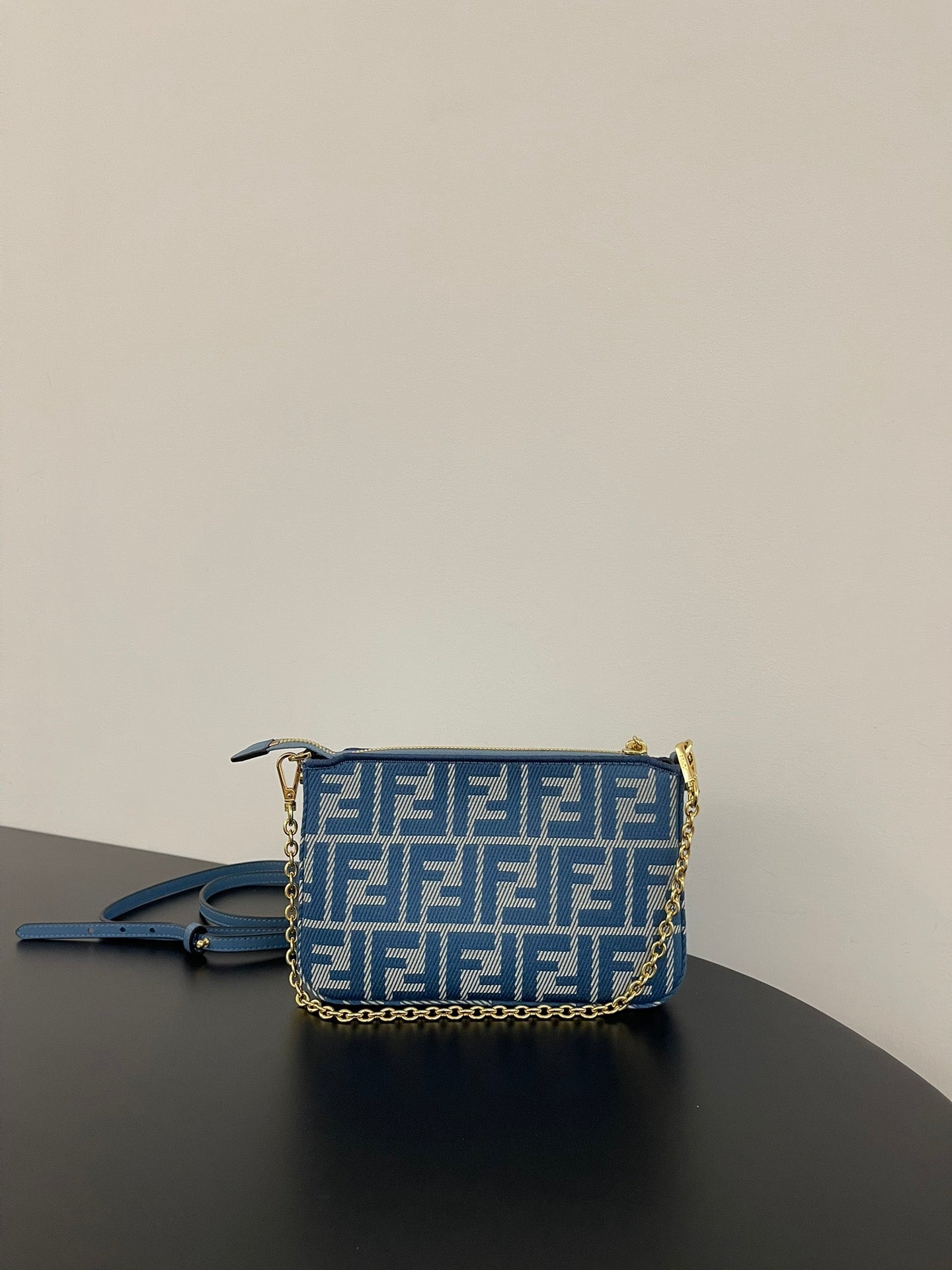 Fendi Pouch Baguette