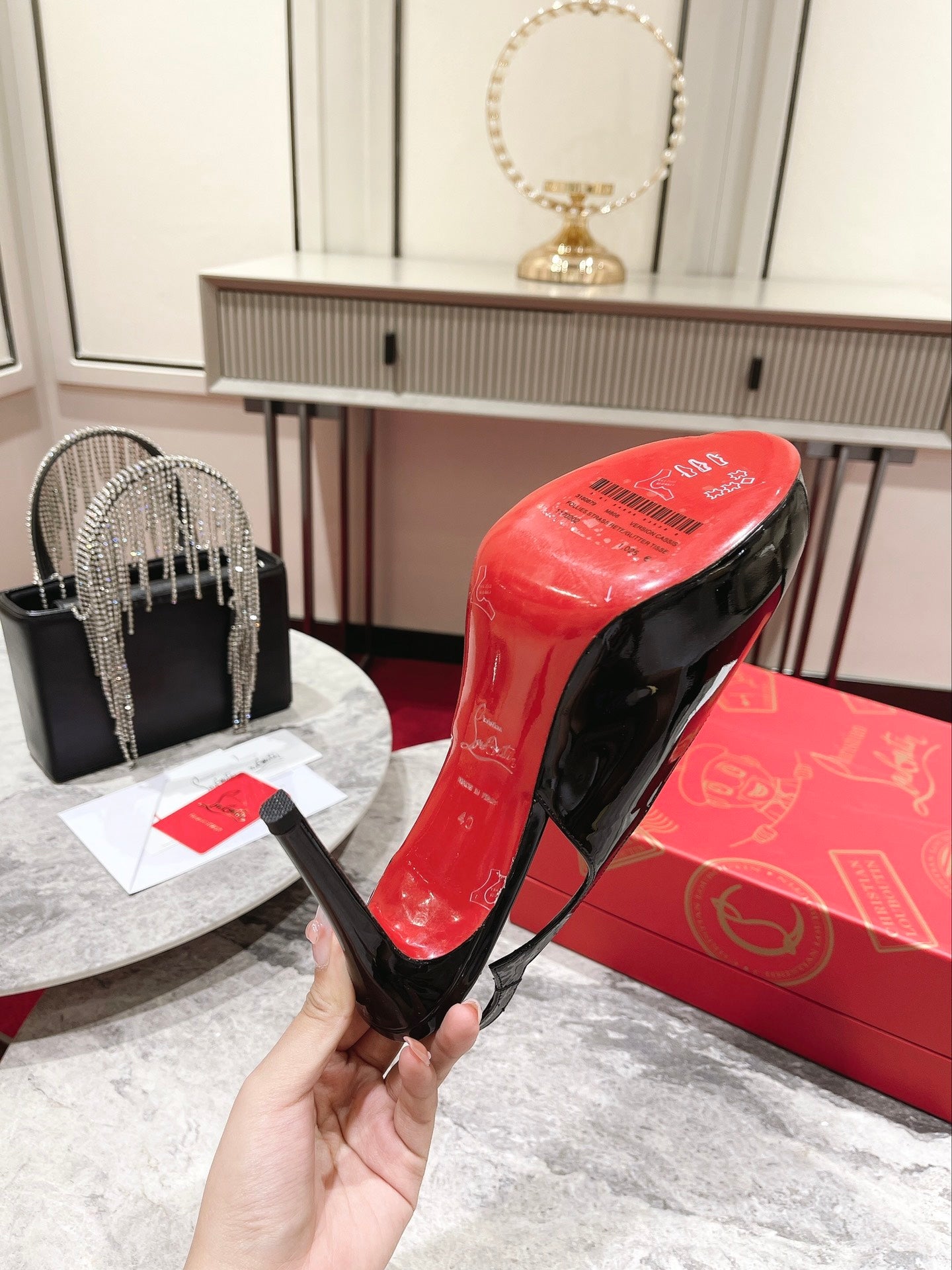 LOUBOUTIN Pumps slingback Hot Chick