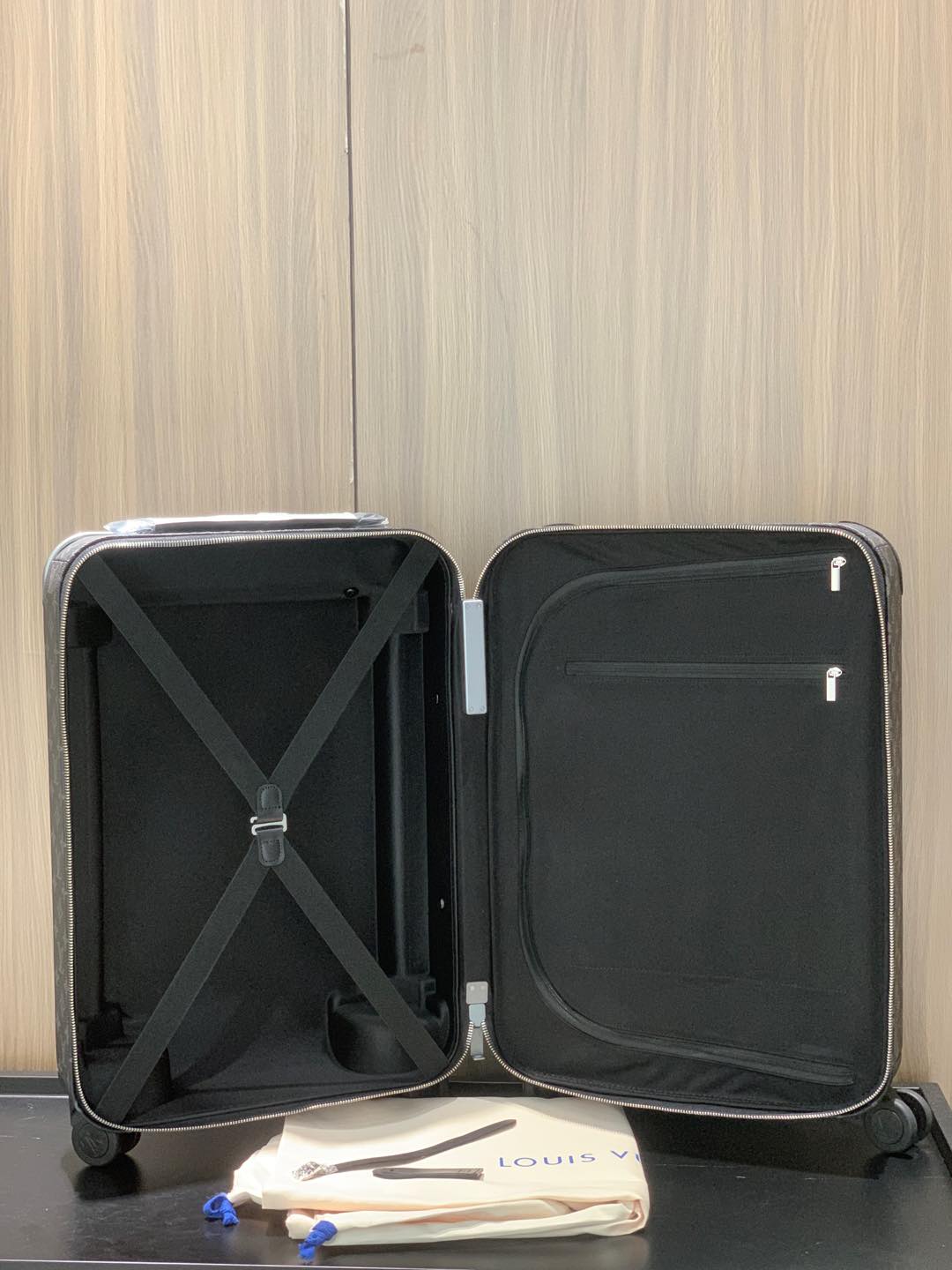 Trolley Louis Vuitton Horizon 55
