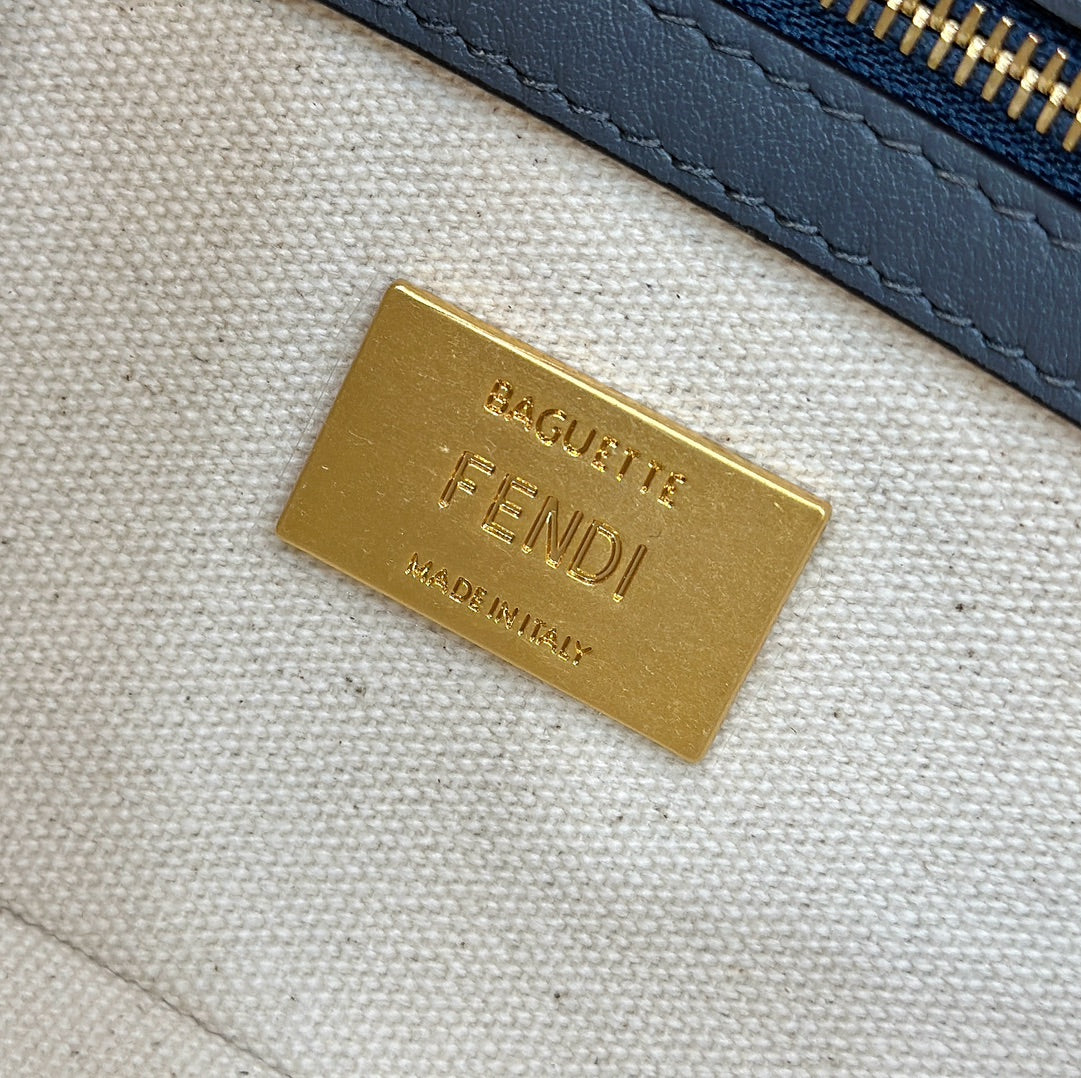 Fendi Baguette