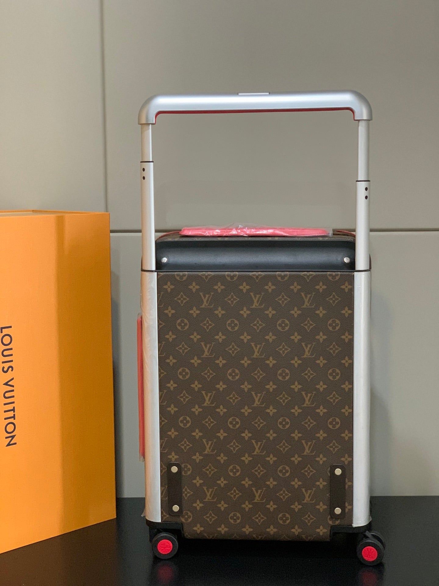 Trolley Louis Vuitton Horizon 55