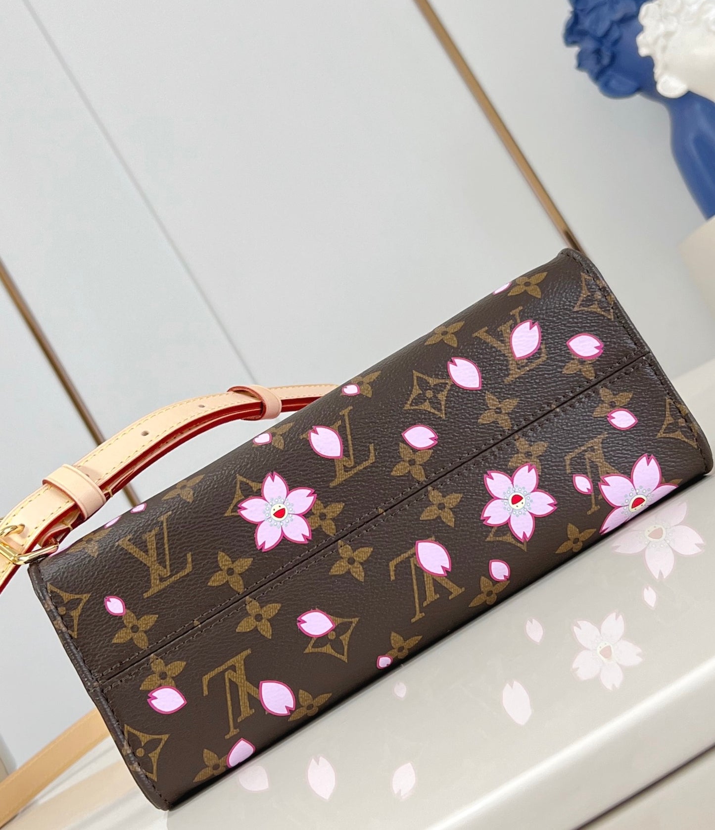 Louis Vuitton x TM Borsa OnTheGo PM