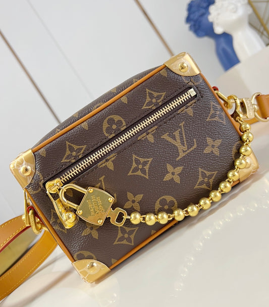 Louis Vuitton Pochette Soft Trunk Mini