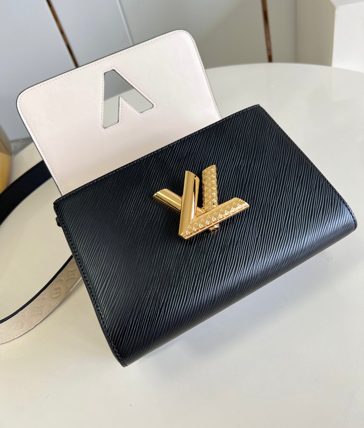 Louis Vuitton Twist PM