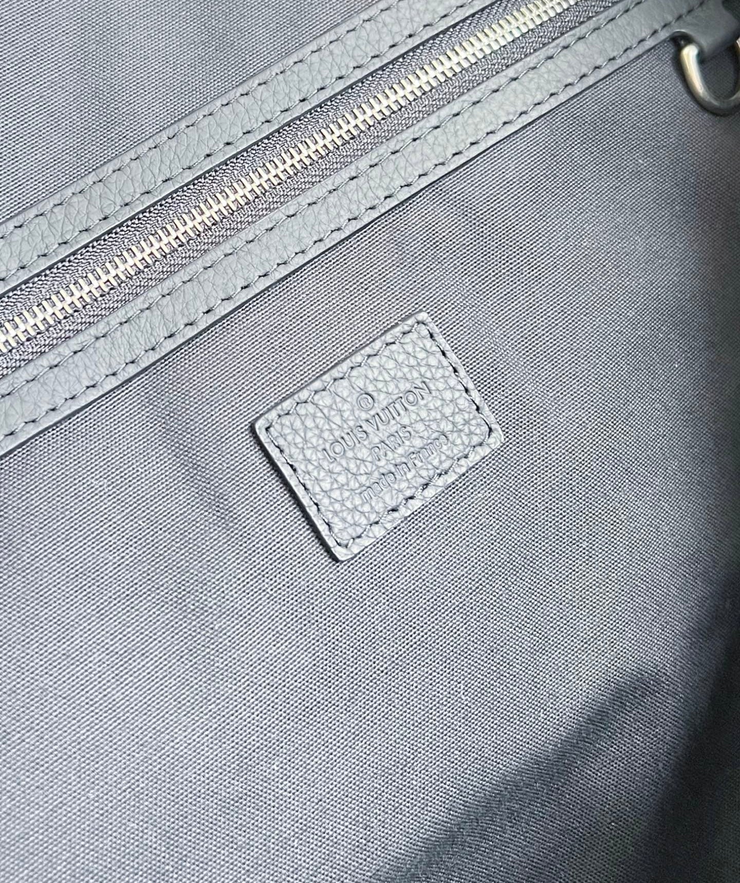 Louis Vuitton Keepall Bandoulière 50
