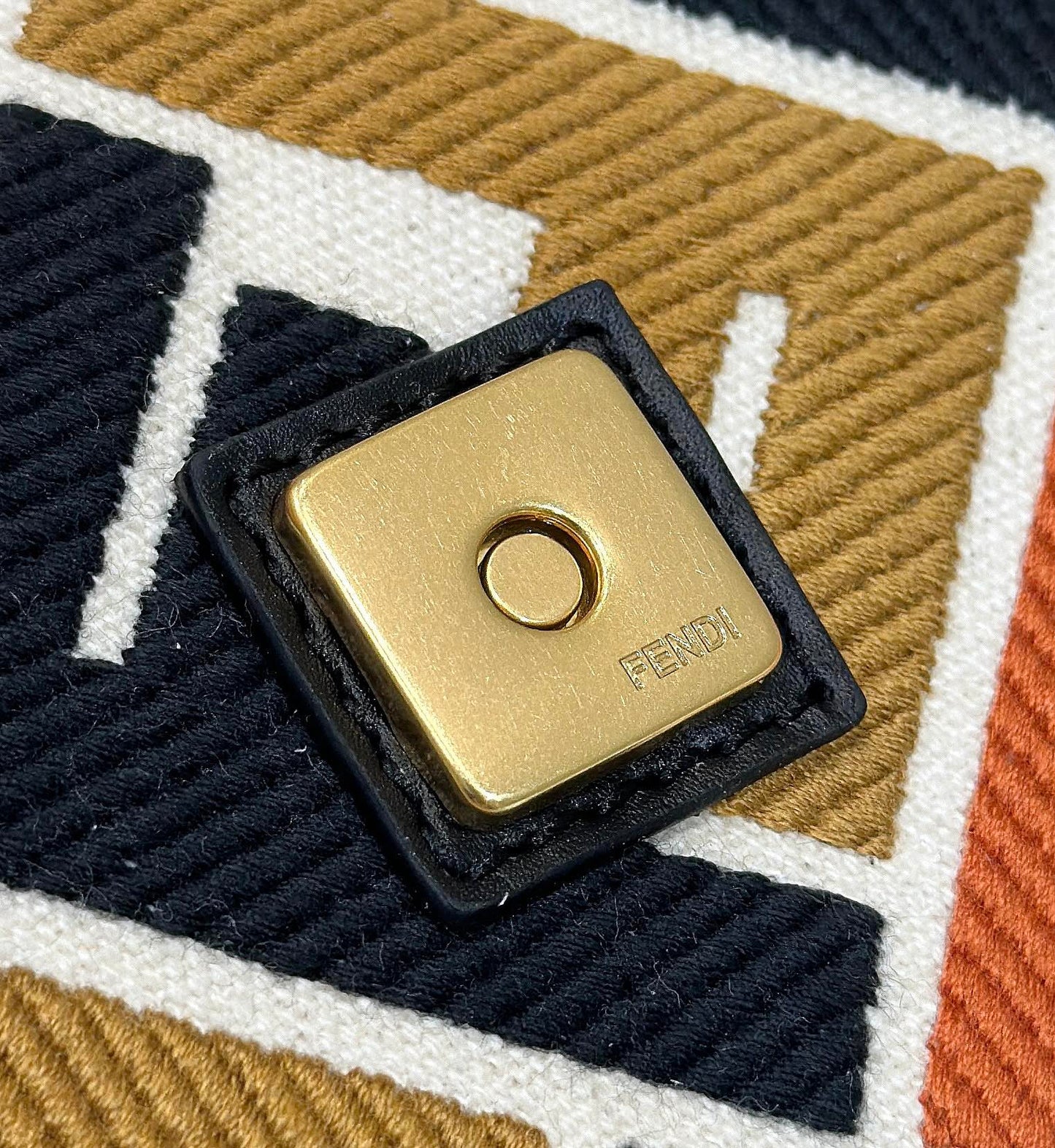 Fendi Baguette