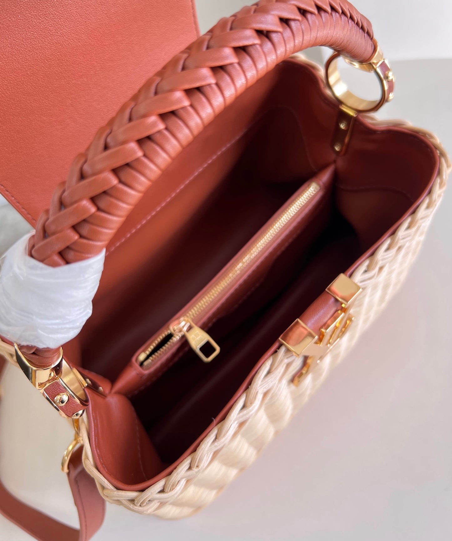 Louis Vuitton Capucines BB