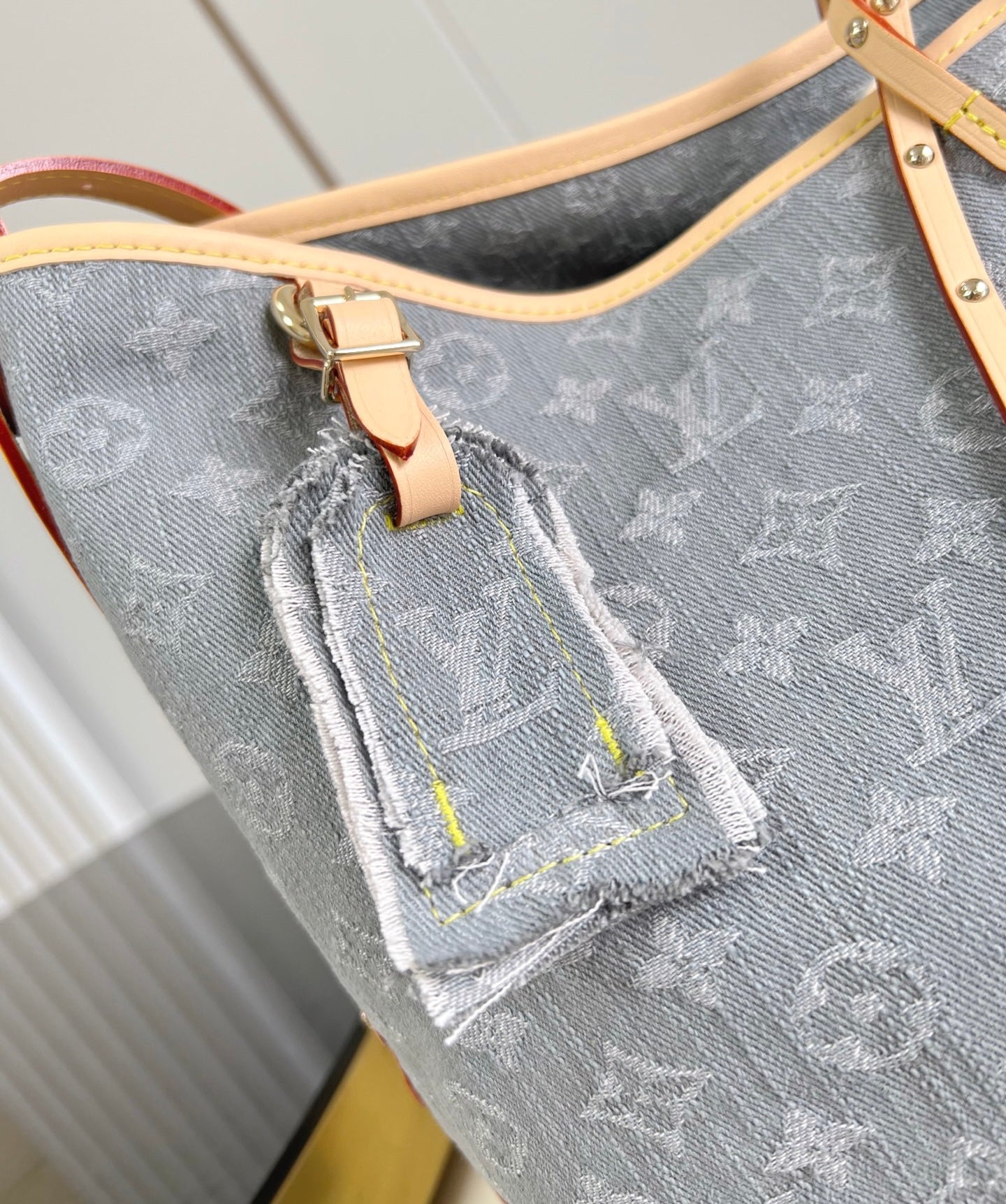 Louis Vuitton CarryAll MM