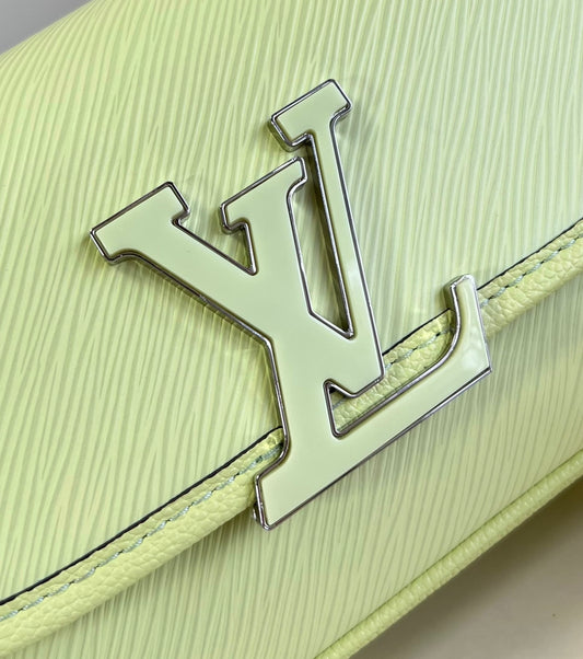 Louis Vuitton Epi Buci