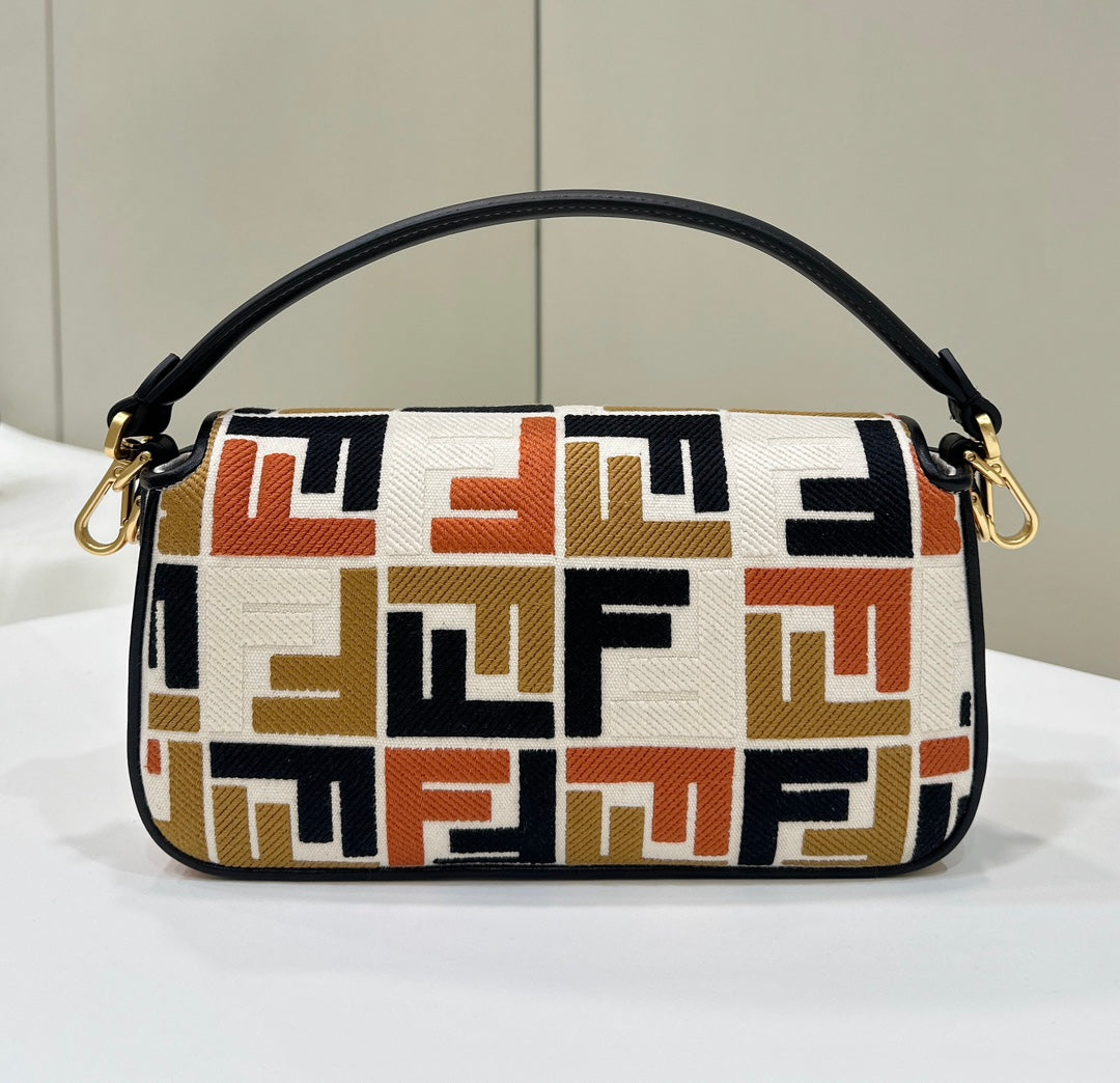Fendi Baguette