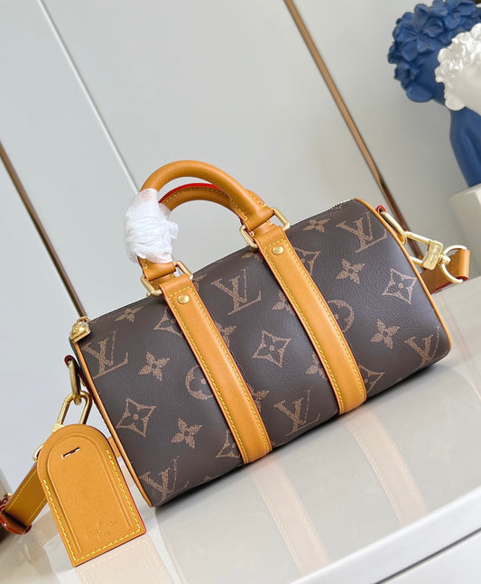 Louis Vuitton Keepall Bandoulière 25