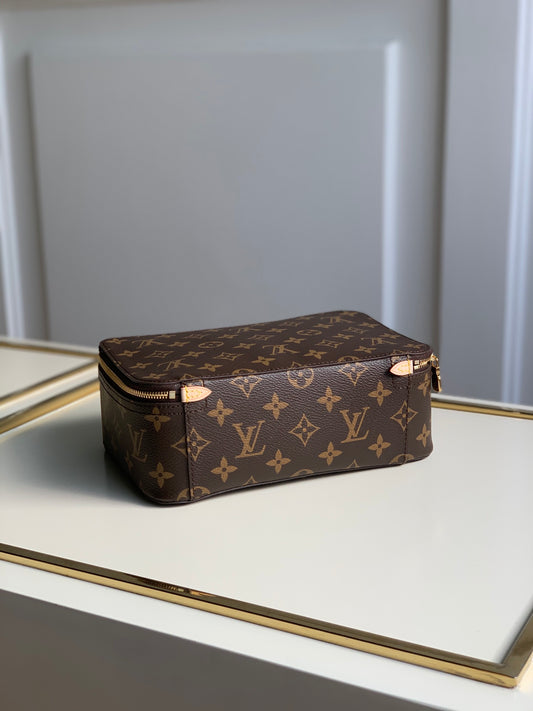 Louis Vuitton cubo da viaggio