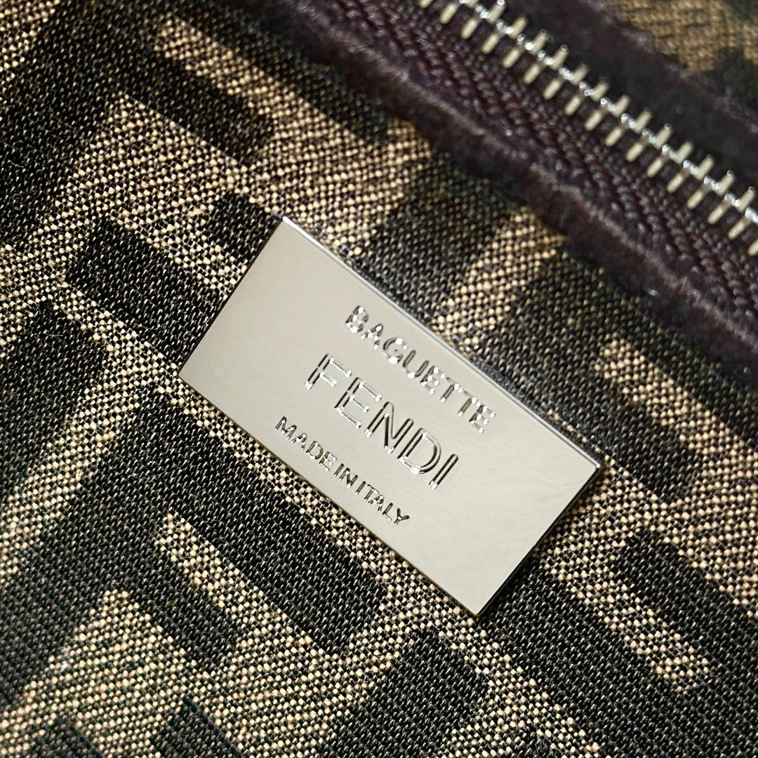 Fendi baguette