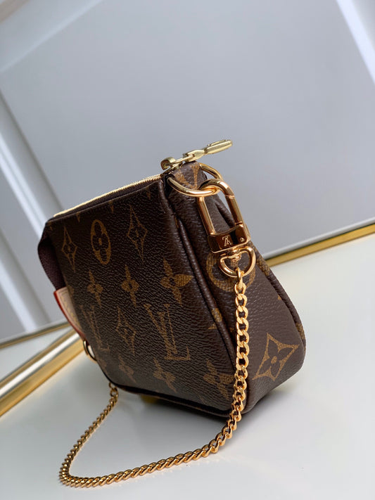 Louis Vuitton Mini pochette