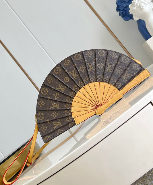 Louis Vuitton Fan