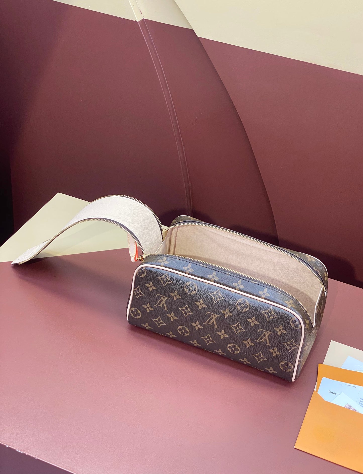 Louis Vuitton Trousse Toilette Dopp Kit