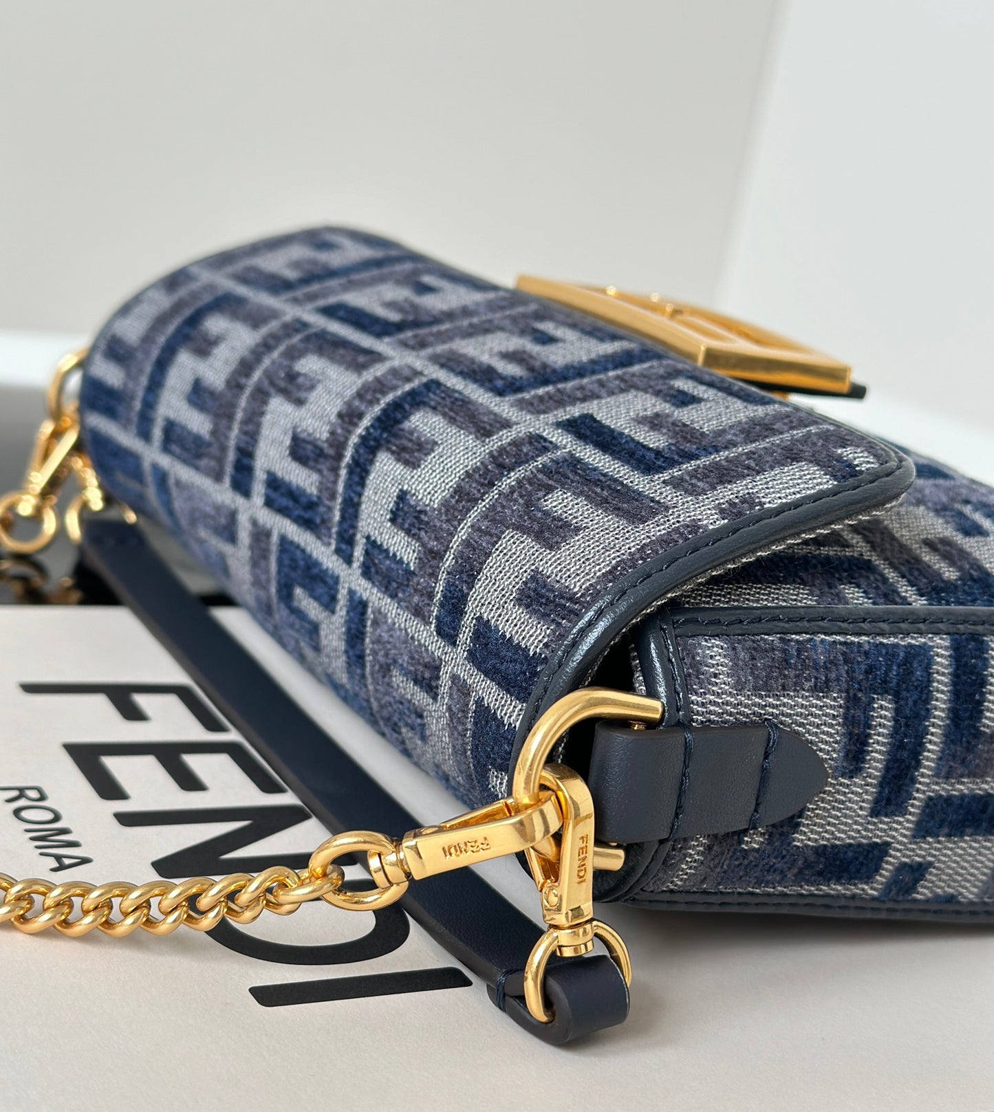 Fendi Baguette Mini