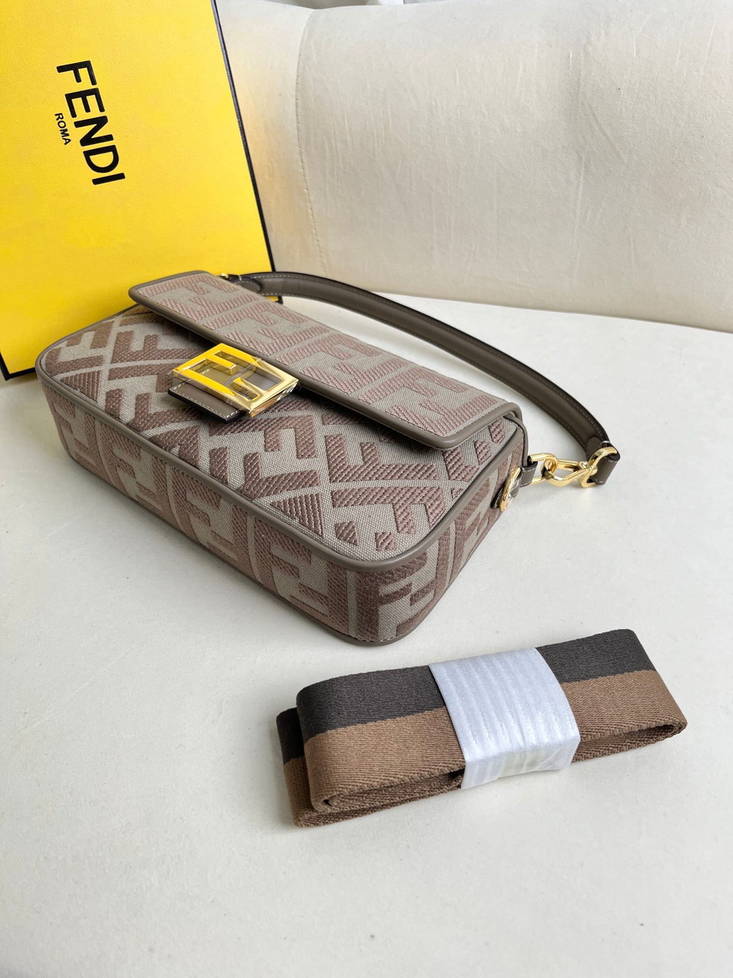 Fendi Baguette