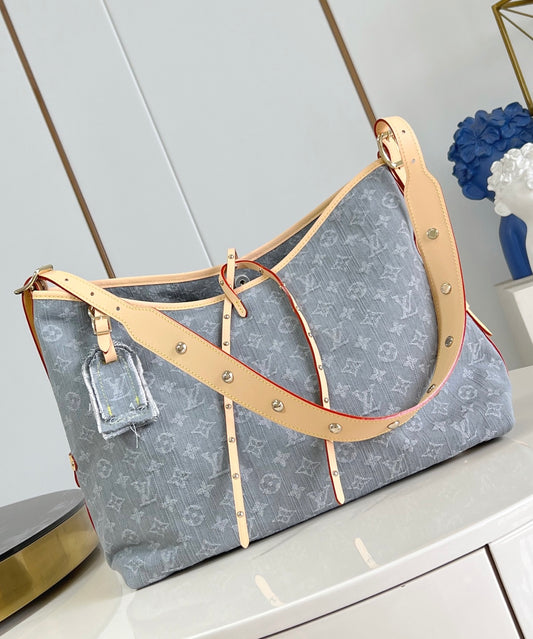 Louis Vuitton CarryAll MM