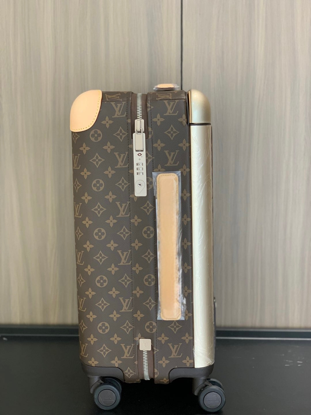 Trolley Louis Vuitton Horizon 55