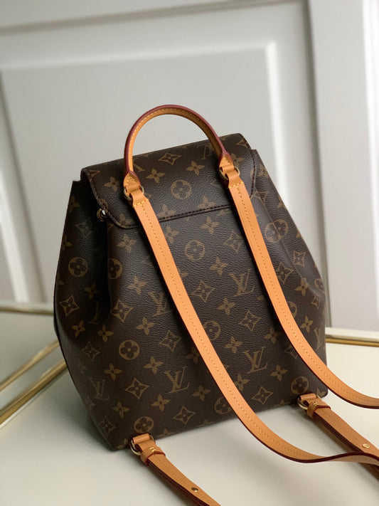 Louis Vuitton Montsouris PM