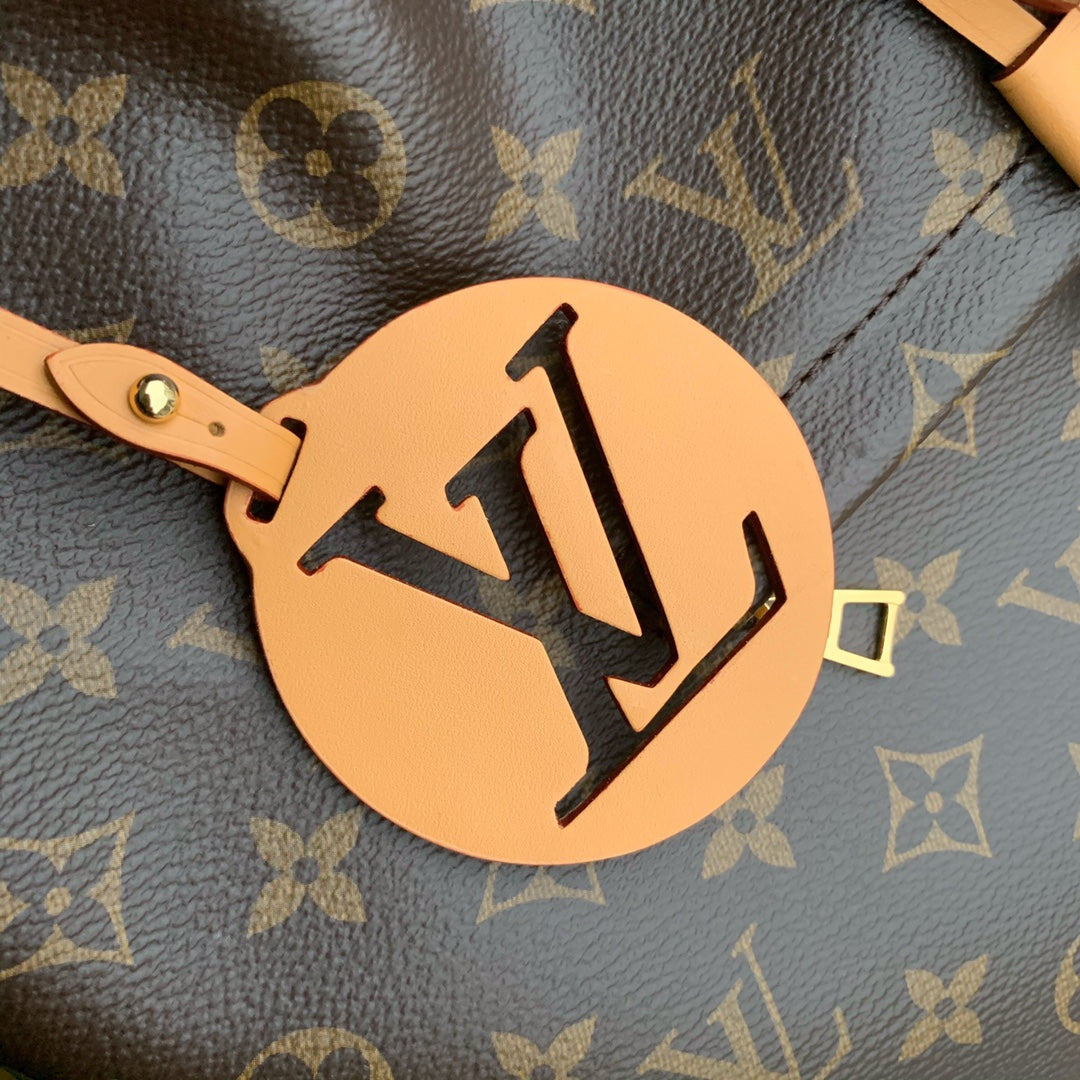 Louis Vuitton Montsouris PM
