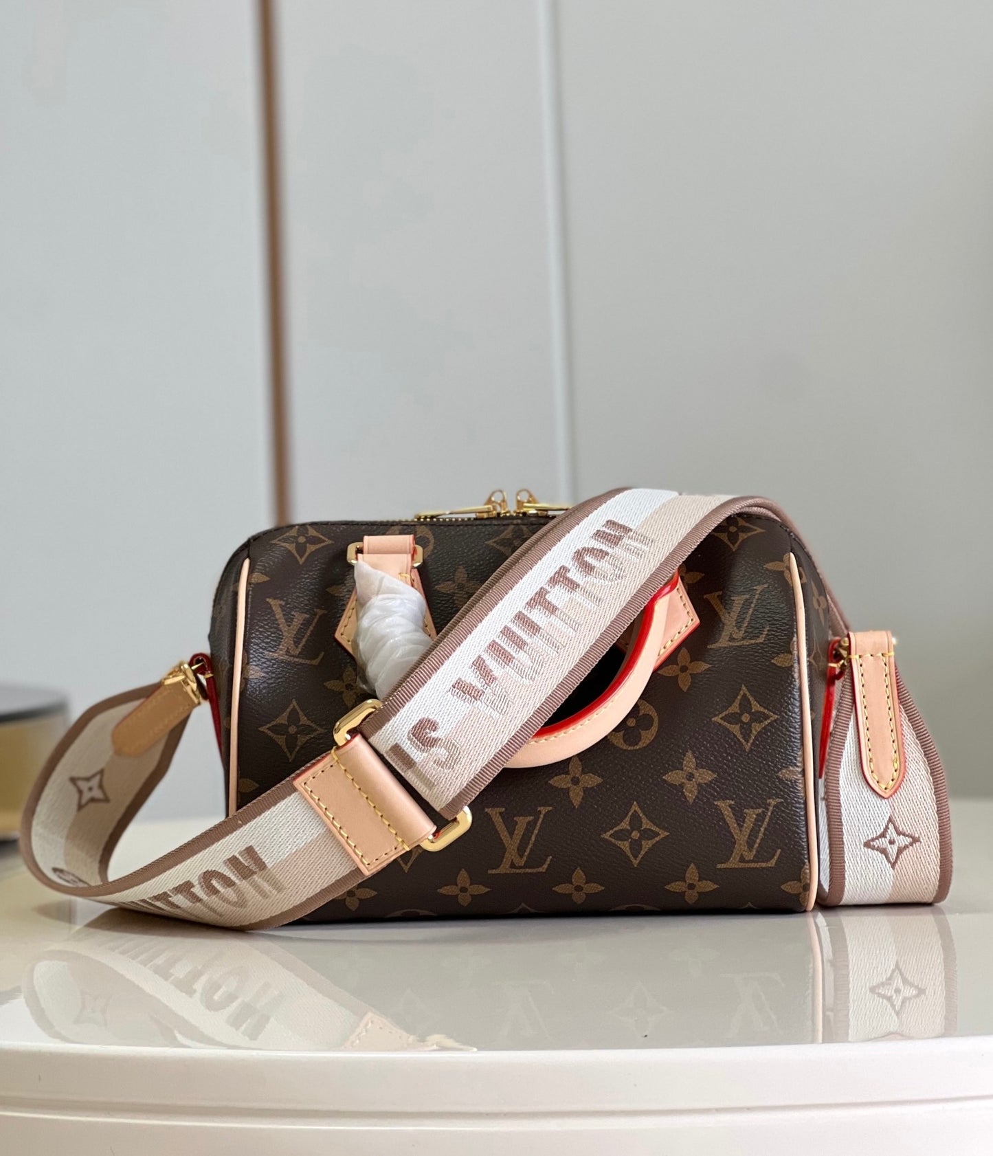 Louis Vuitton Speedy Bandoulière 20