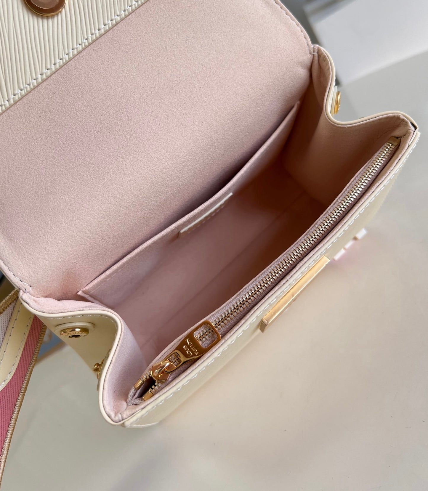 Louis Vuitton Cluny Mini