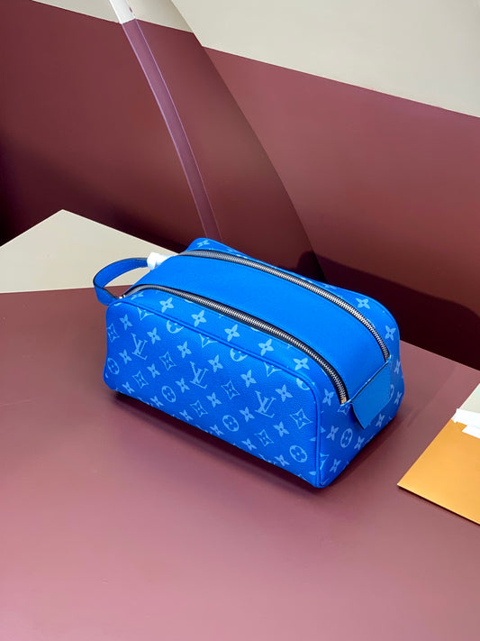 Louis Vuitton Trousse Toilette Dopp Kit