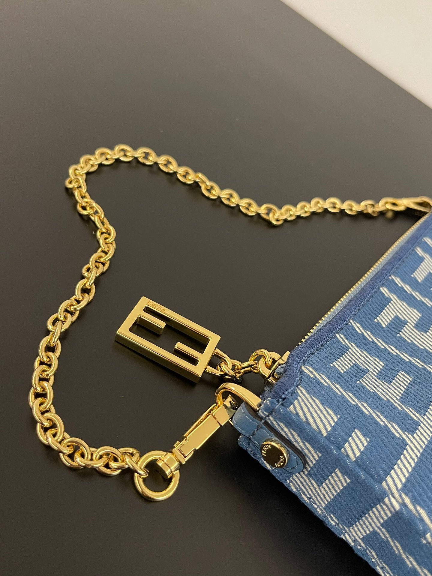 Fendi Pouch Baguette