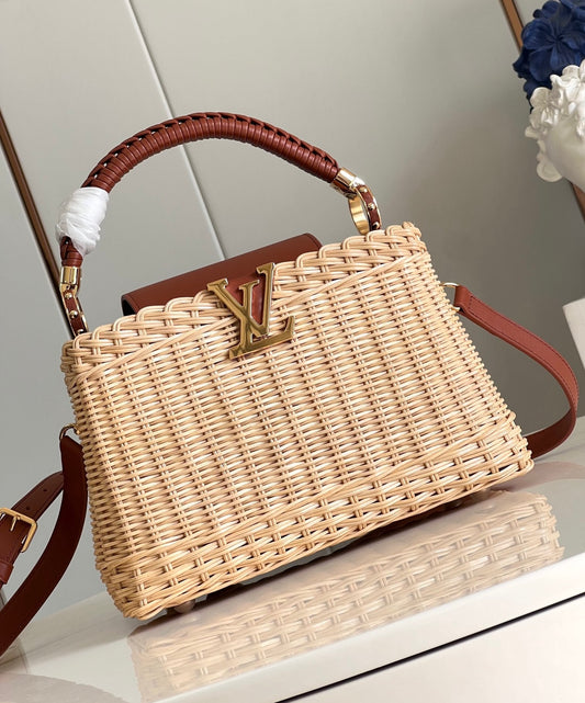 Louis Vuitton Capucines BB