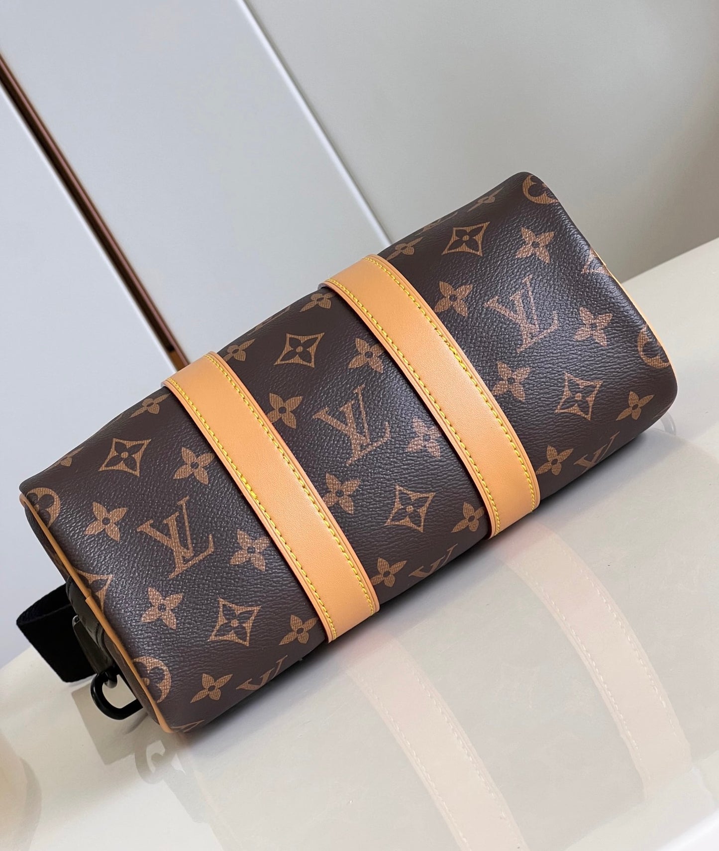 Louis Vuitton Keepall Bandouliere 25
